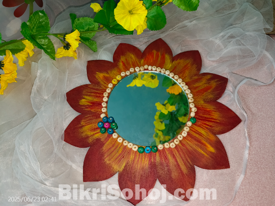হ্যান্ডক্র্যফট ওয়াল আয়না